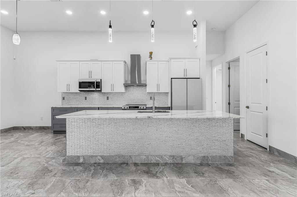 509 NE 5th Ter, Cape Coral, FL 33909 Photo