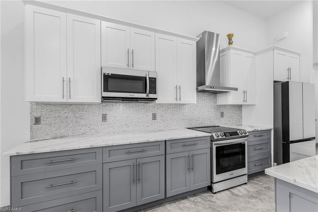 509 NE 5th Ter, Cape Coral, FL 33909 Photo