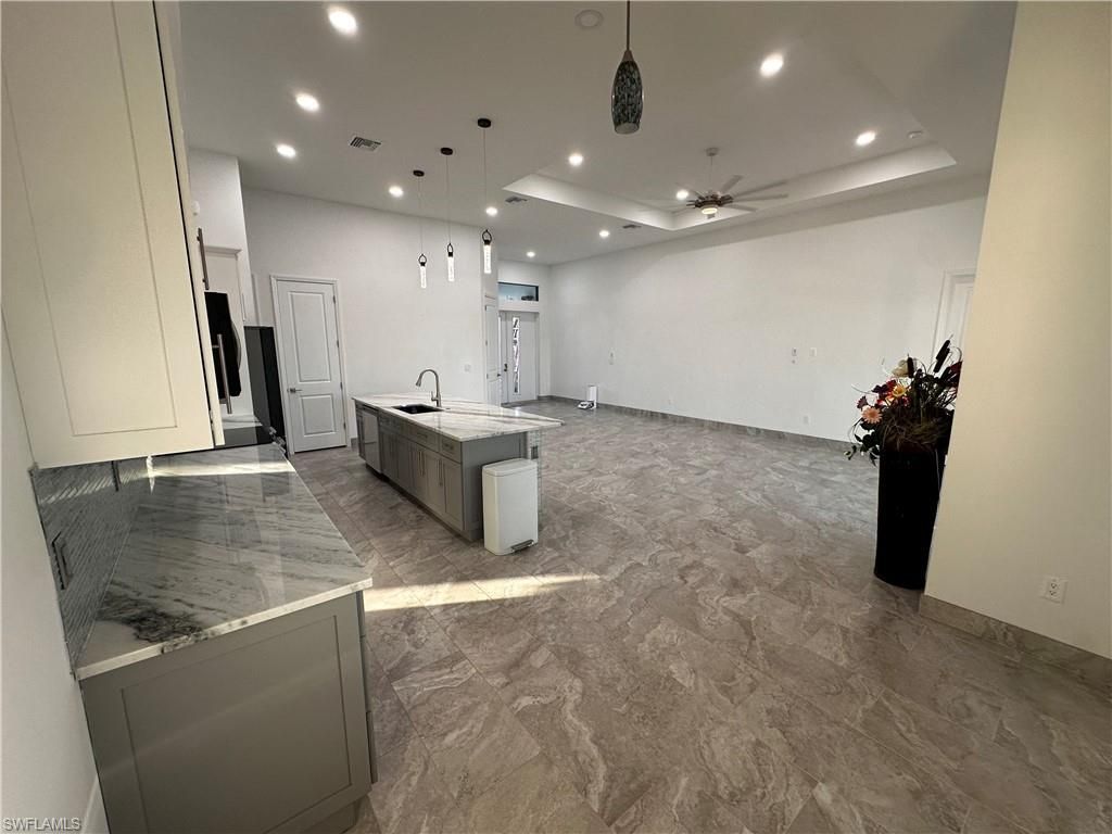 509 NE 5th Ter, Cape Coral, FL 33909 Photo