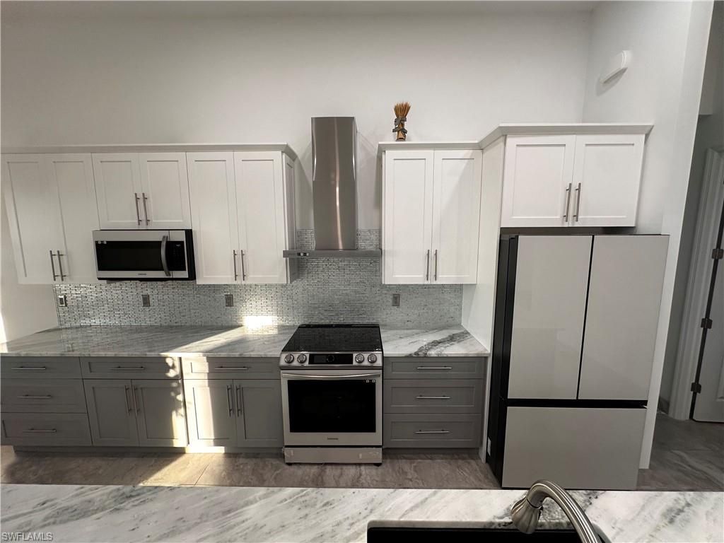 509 NE 5th Ter, Cape Coral, FL 33909 Photo