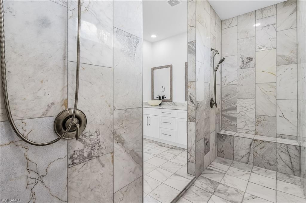 509 NE 5th Ter, Cape Coral, FL 33909 Photo