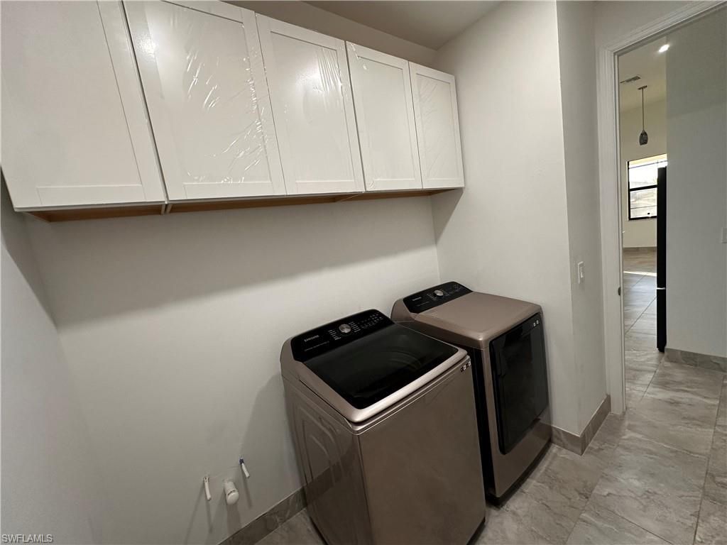 509 NE 5th Ter, Cape Coral, FL 33909 Photo