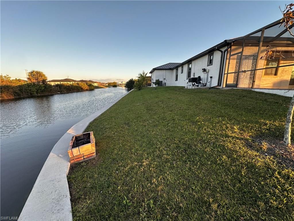 509 NE 5th Ter, Cape Coral, FL 33909 Photo