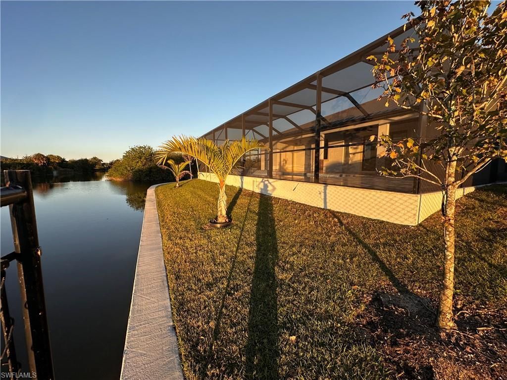 509 NE 5th Ter, Cape Coral, FL 33909 Photo