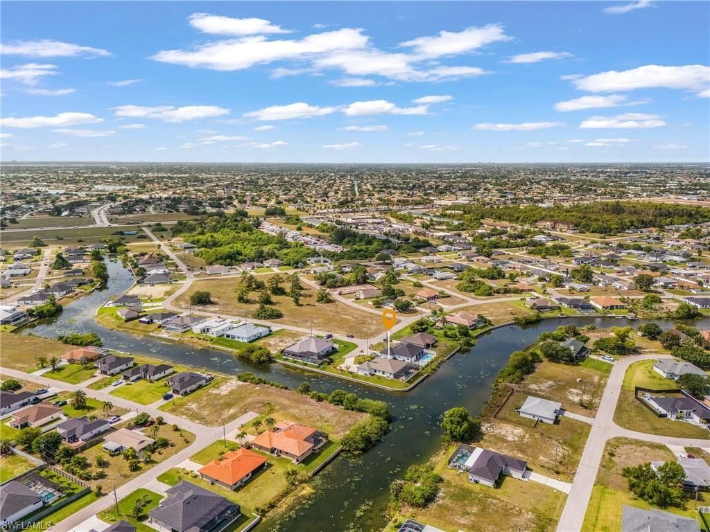 509 NE 5th Ter, Cape Coral, FL 33909 Photo