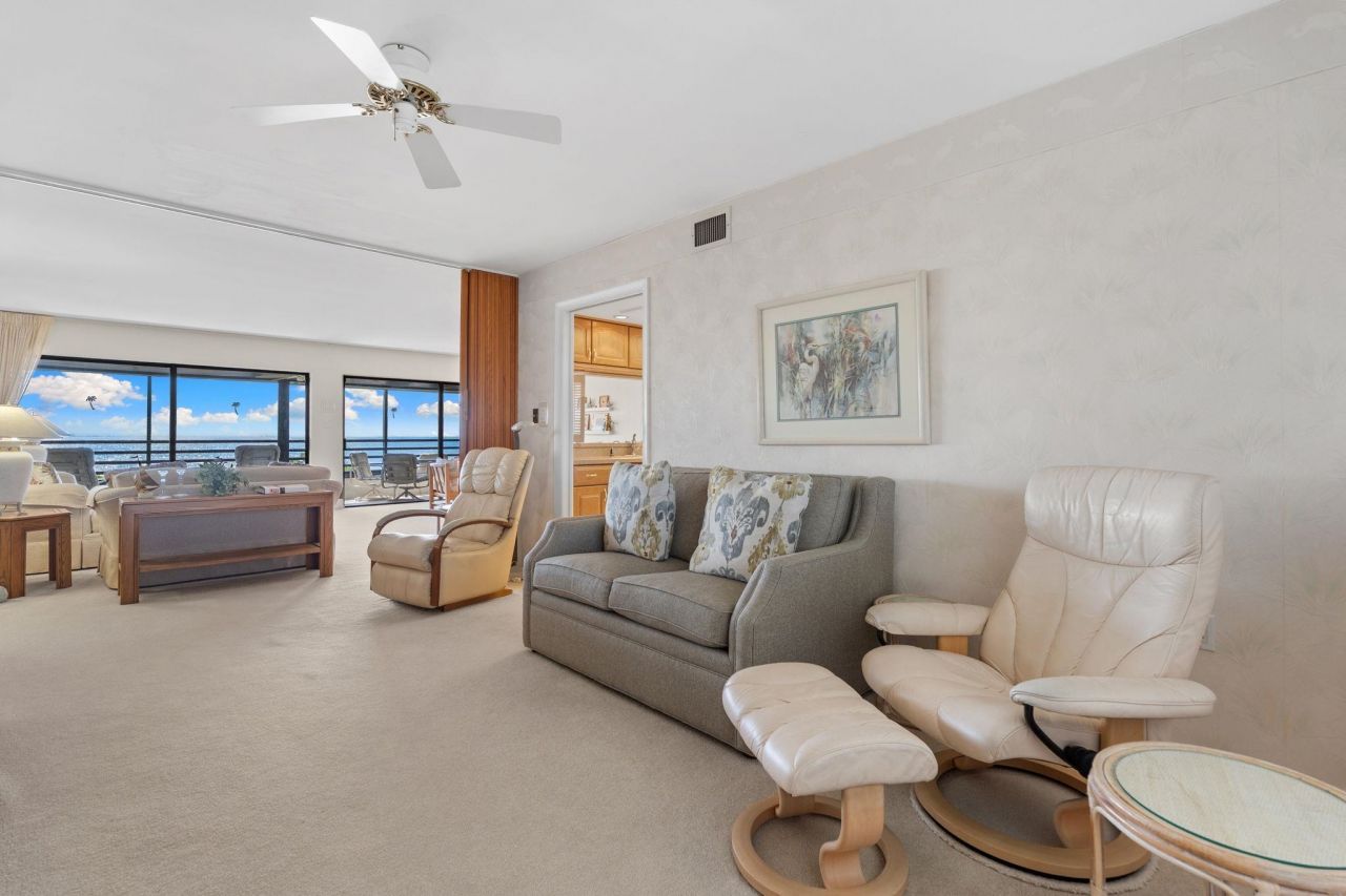 1605 Middle Gulf Dr, Unit 310, Sanibel, FL 33957 Photo