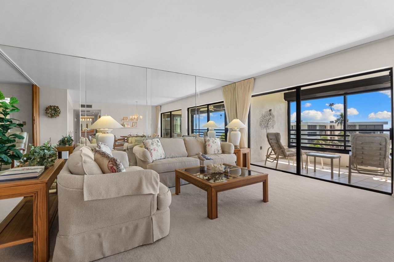 1605 Middle Gulf Dr, Unit 310, Sanibel, FL 33957 Photo