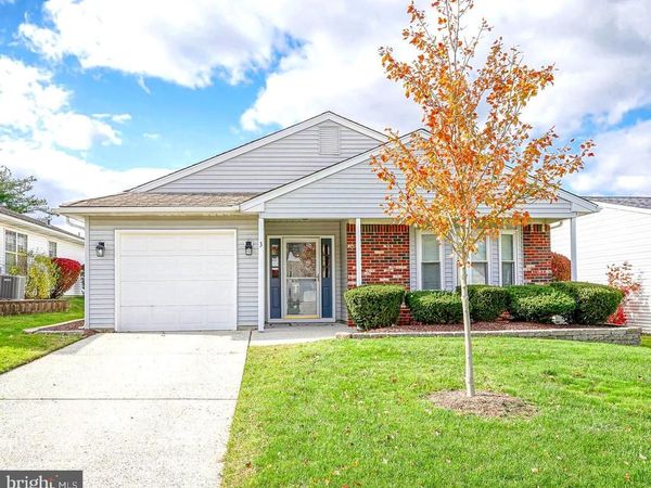 3 DEEP HOLLOW LANE N, COLUMBUS, NJ 08022