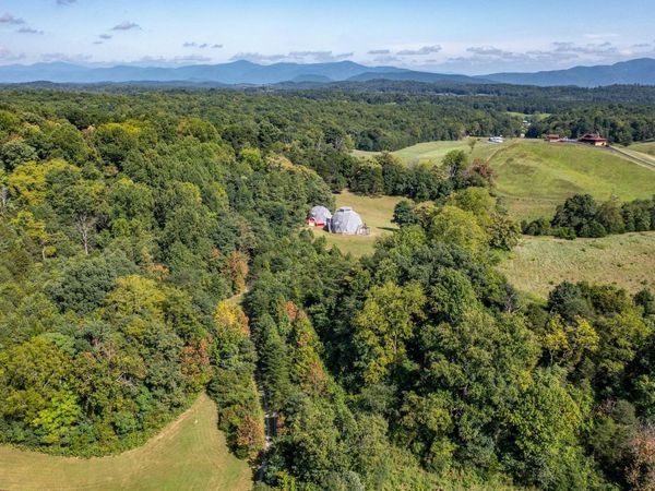 4745 Plank RD , Natural Bridge, VA 24578