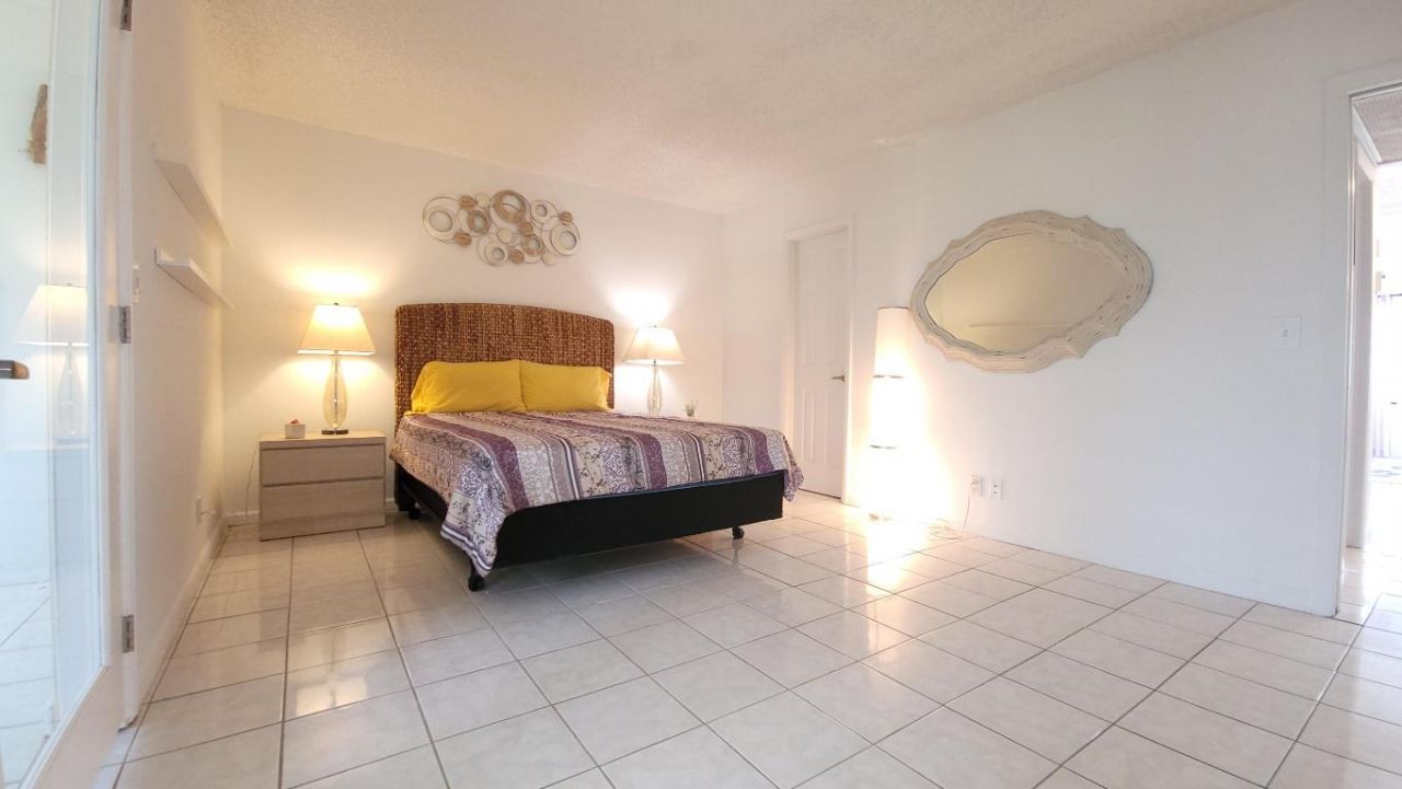 405 Southampton A, West Palm Beach, FL 33417 Photo