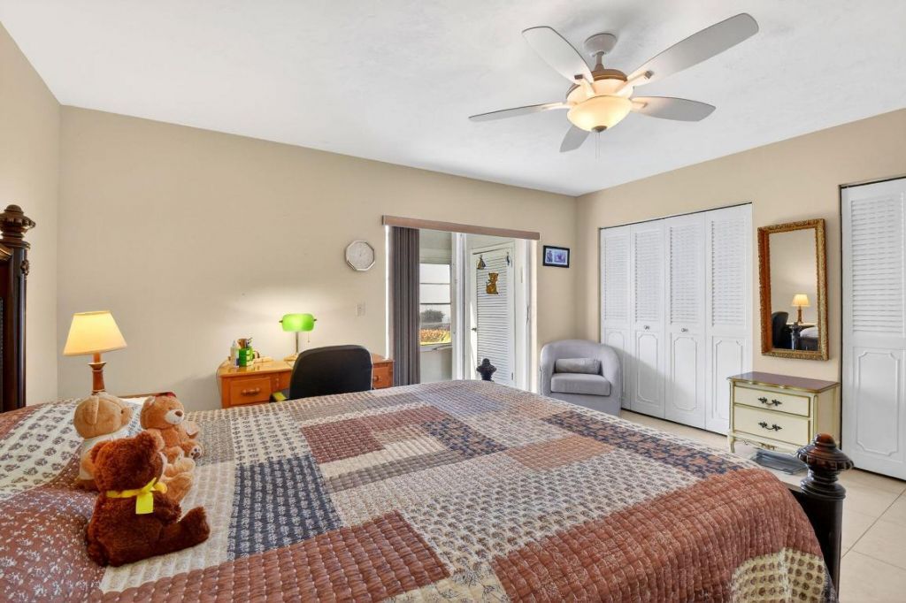 3160 Lake Osborne Drive, Unit 109, Lake Worth Beach, FL 33461 Photo