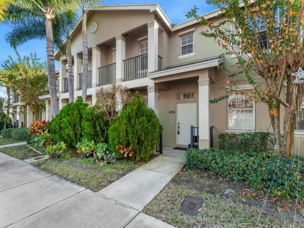 2186 SE Destin Drive, Port Saint Lucie, FL 34952