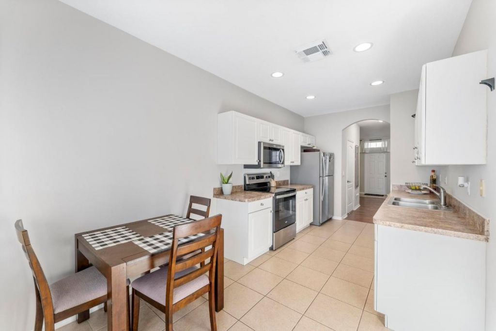 2186 SE Destin Drive, Port Saint Lucie, FL 34952 Photo