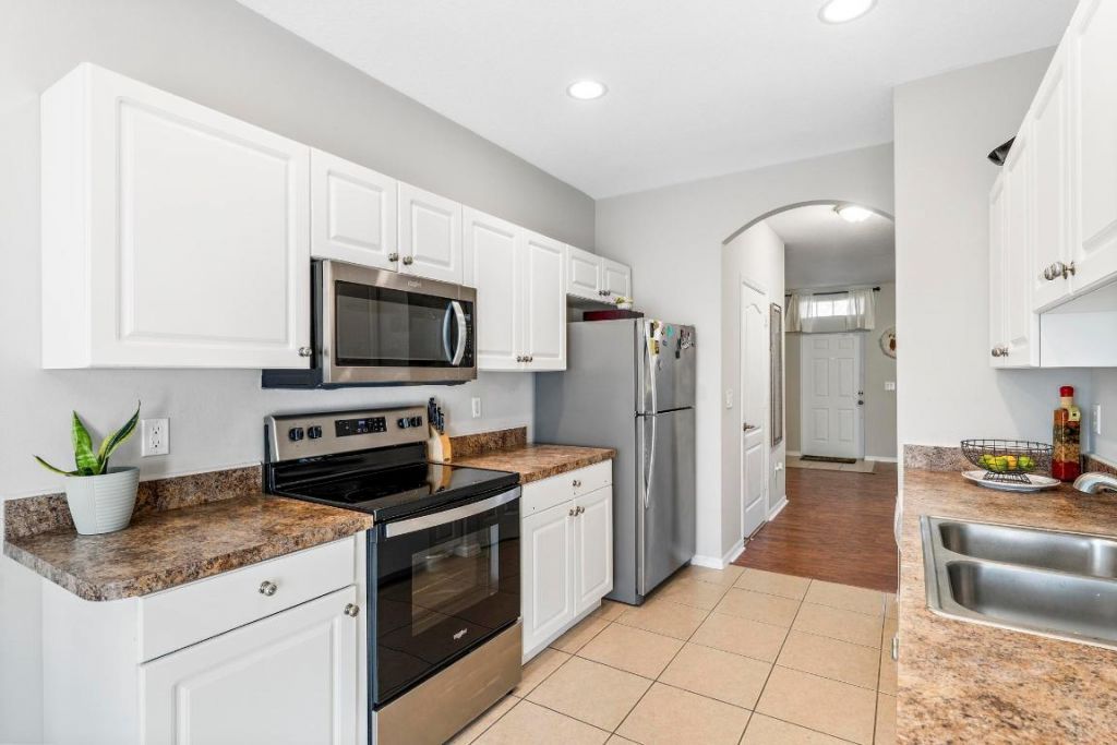 2186 SE Destin Drive, Port Saint Lucie, FL 34952 Photo