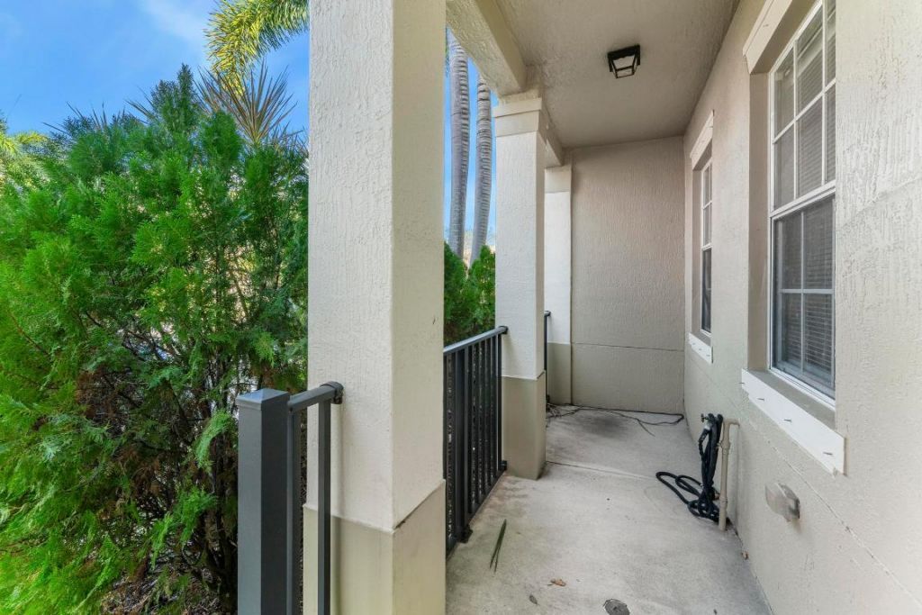 2186 SE Destin Drive, Port Saint Lucie, FL 34952 Photo