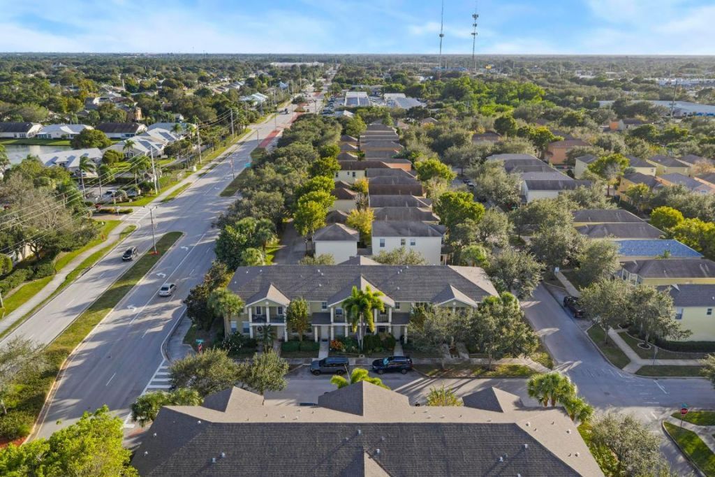 2186 SE Destin Drive, Port Saint Lucie, FL 34952 Photo