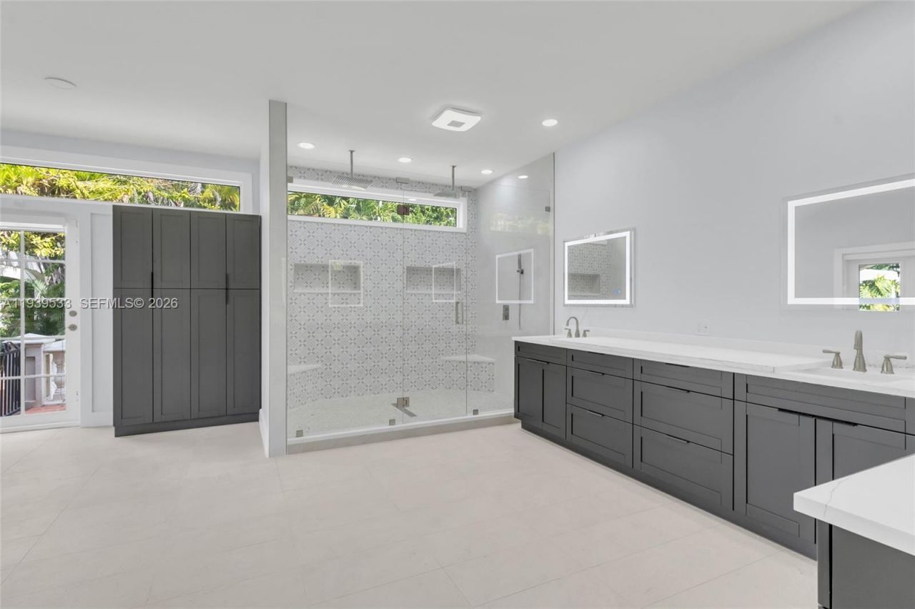 11835 SW 47th St , Miami, FL 33175 Photo