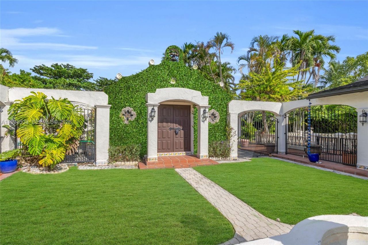 11835 SW 47th St , Miami, FL 33175 Photo