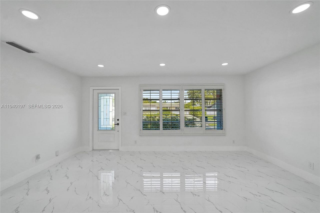2015 N 58th Ave, Hollywood, FL 33021 Photo