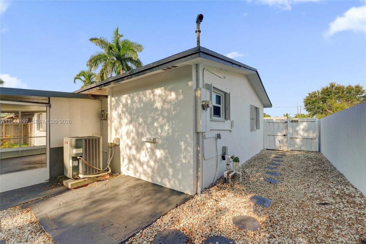 2015 N 58th Ave, Hollywood, FL 33021 Photo