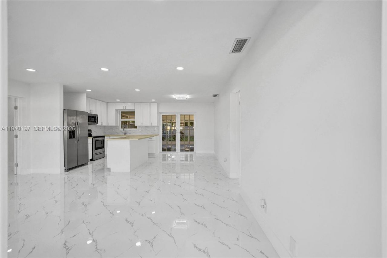 2015 N 58th Ave, Hollywood, FL 33021 Photo