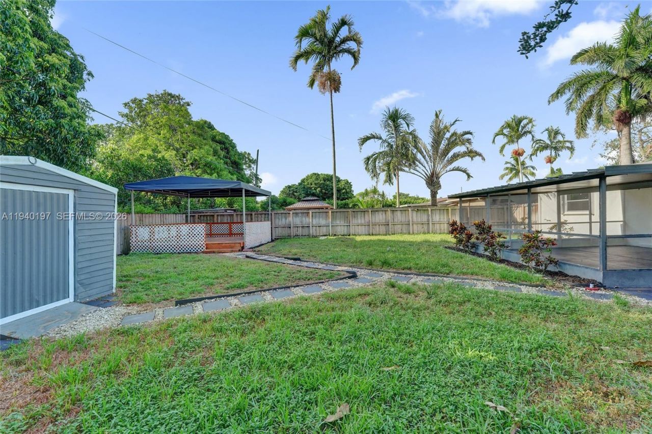 2015 N 58th Ave, Hollywood, FL 33021 Photo