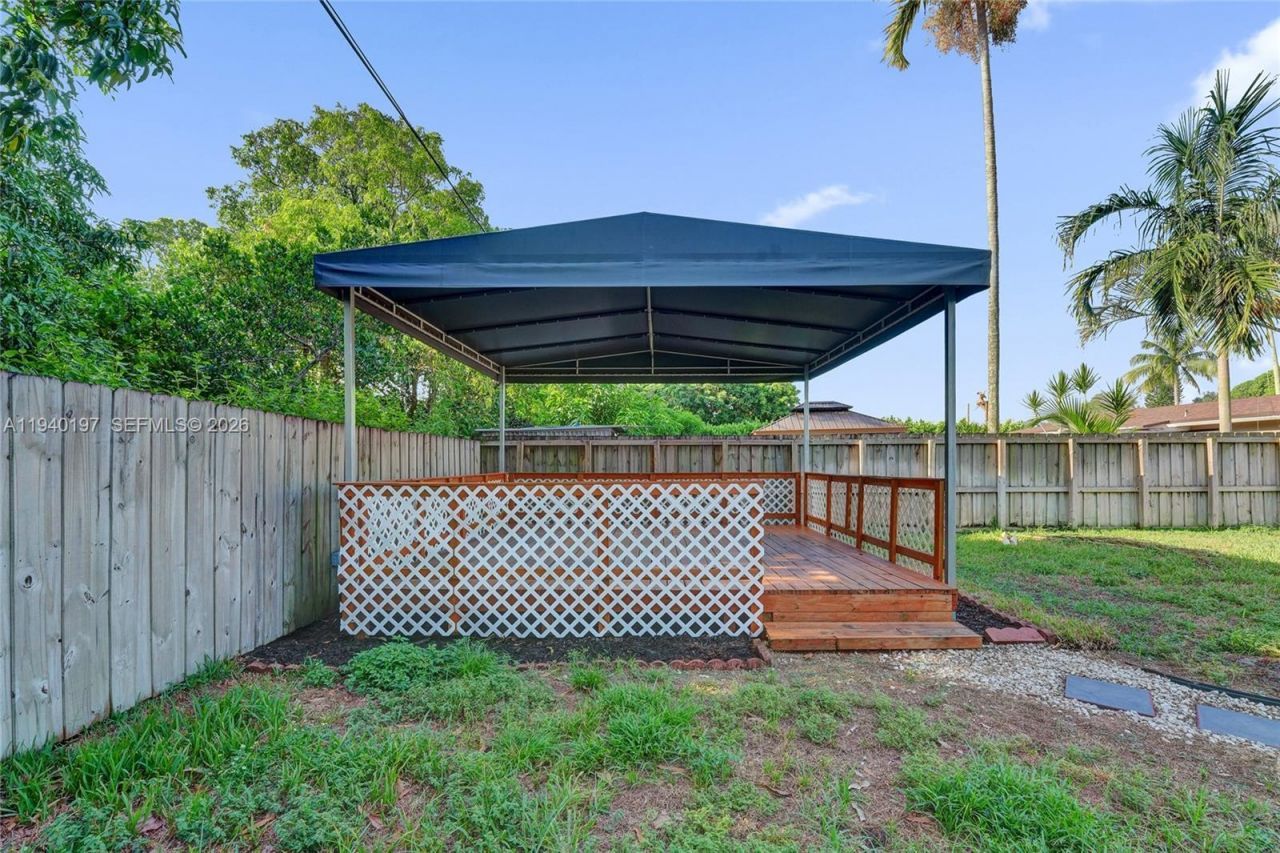 2015 N 58th Ave, Hollywood, FL 33021 Photo