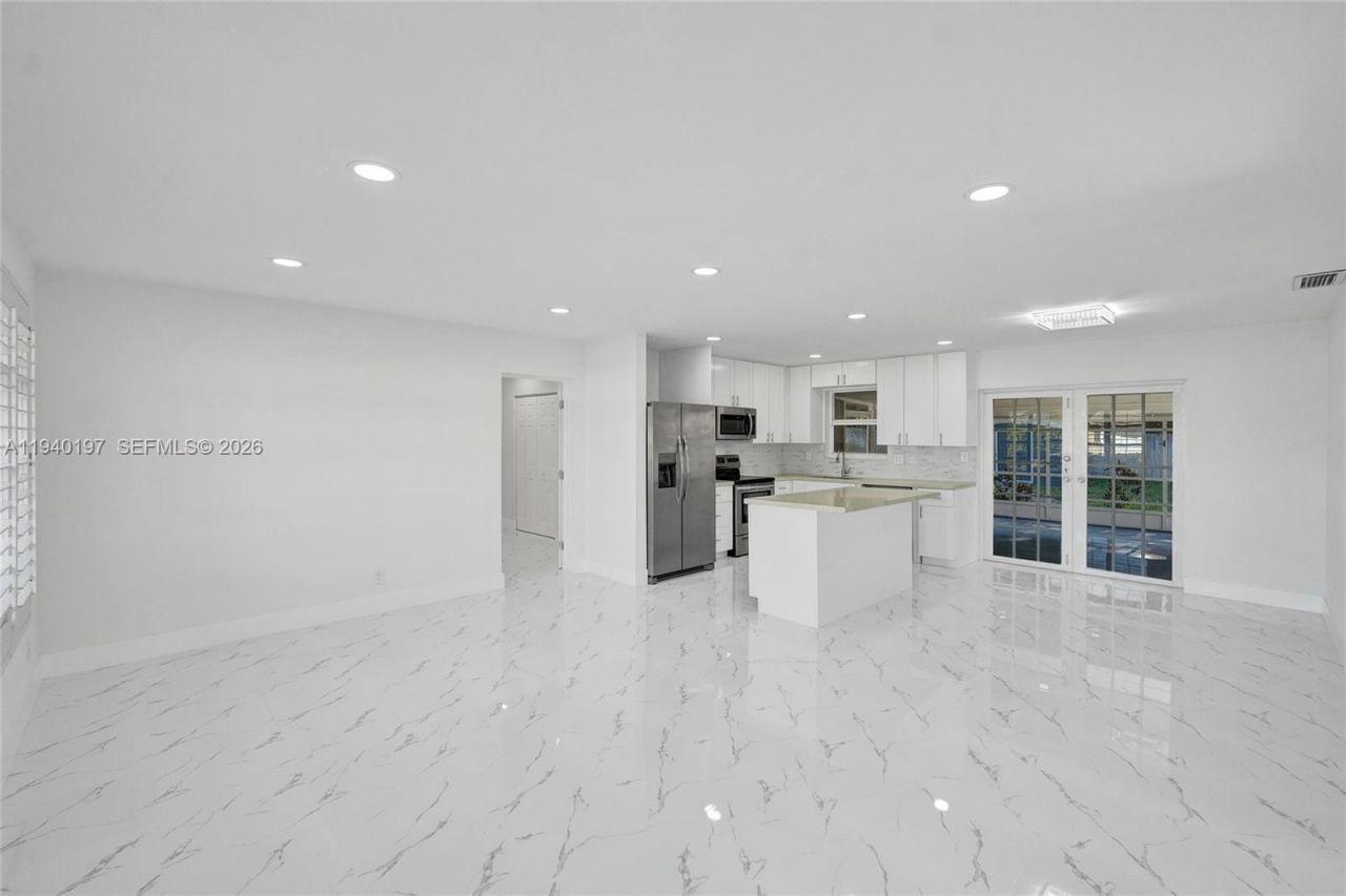 2015 N 58th Ave, Hollywood, FL 33021 Photo