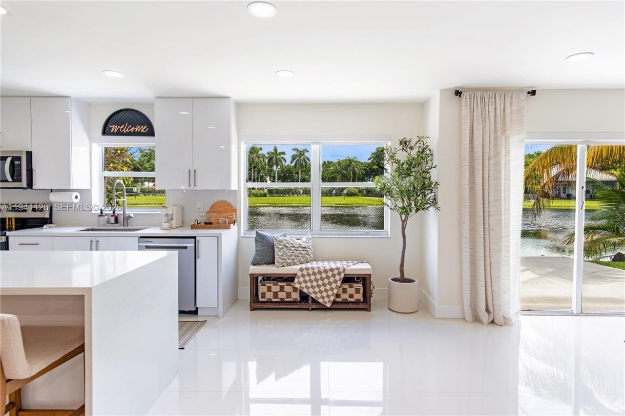 4641 SW 151st Ave, Miramar, FL 33027 Photo