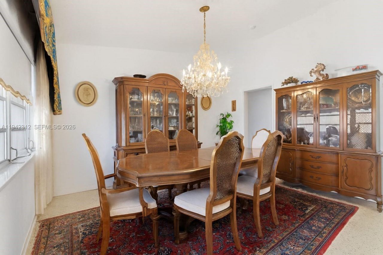 4601 Royal Palm Ave, Miami Beach, FL 33140 Photo