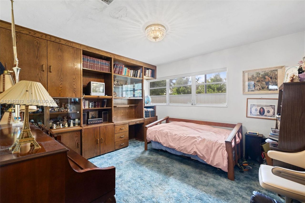 4601 Royal Palm Ave, Miami Beach, FL 33140 Photo