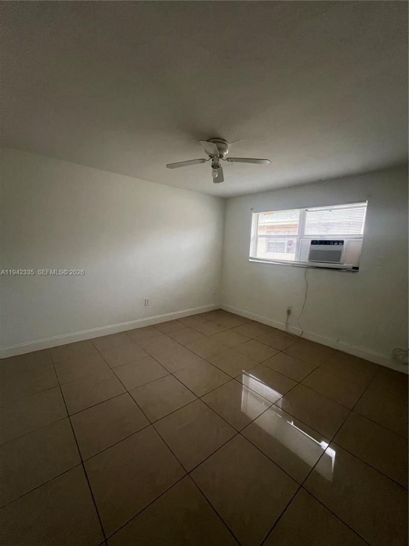 16120 NE 19th Ct , Unit 3, North Miami Beach, FL 33162 Photo
