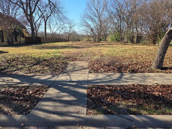 307 N Dallas Avenue, Lancaster, TX 75146