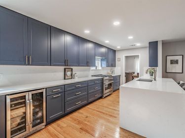 8426 Van Pelt Drive, Dallas, TX 75228