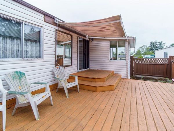 158 Cooper Rd, Unit #14, View Royal, BC V9A 7B3