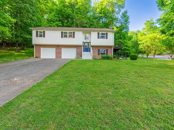 191 Johnson Dr, Florence, AL