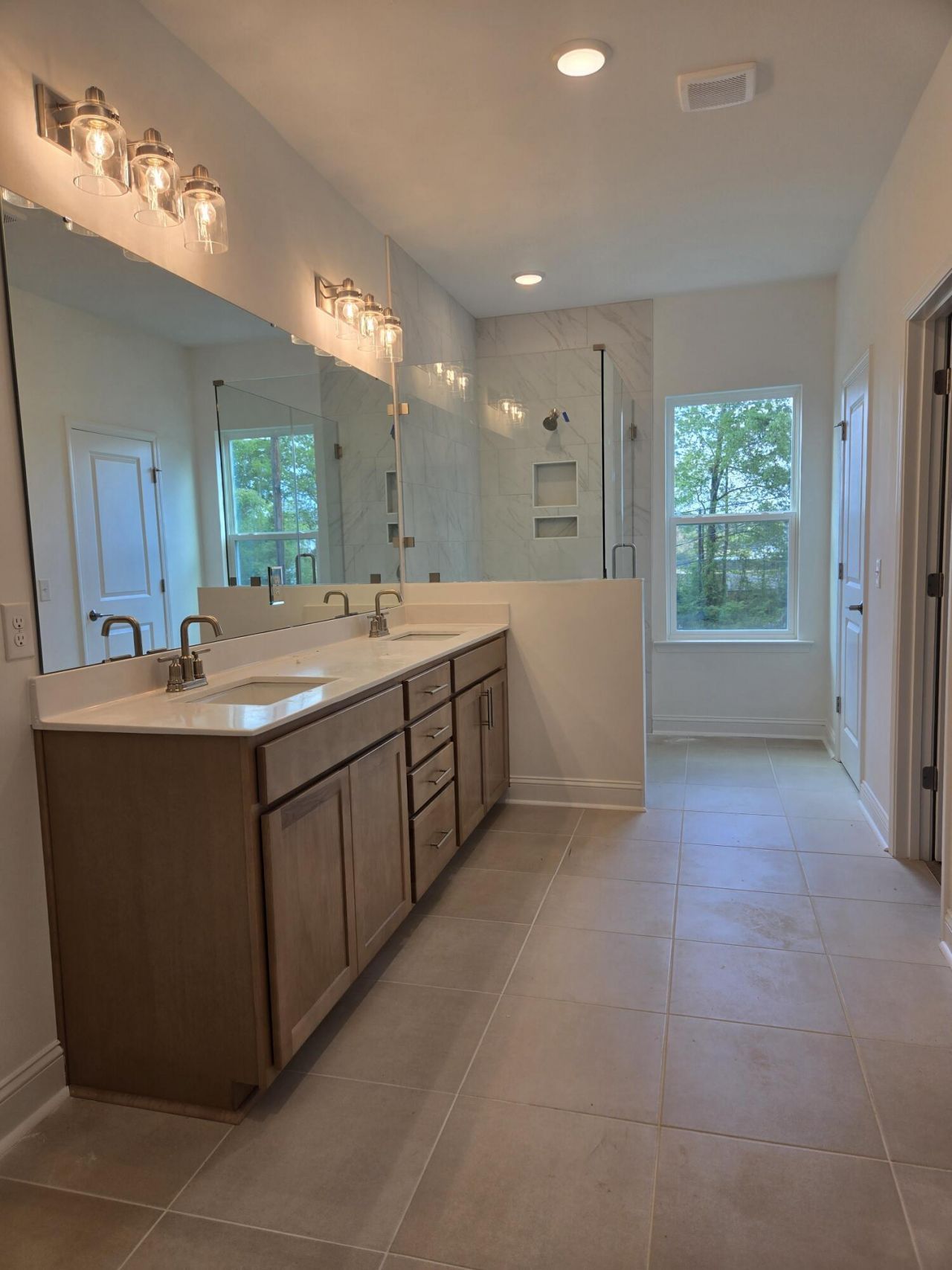 127 Augusta Pass Drive Photo 8