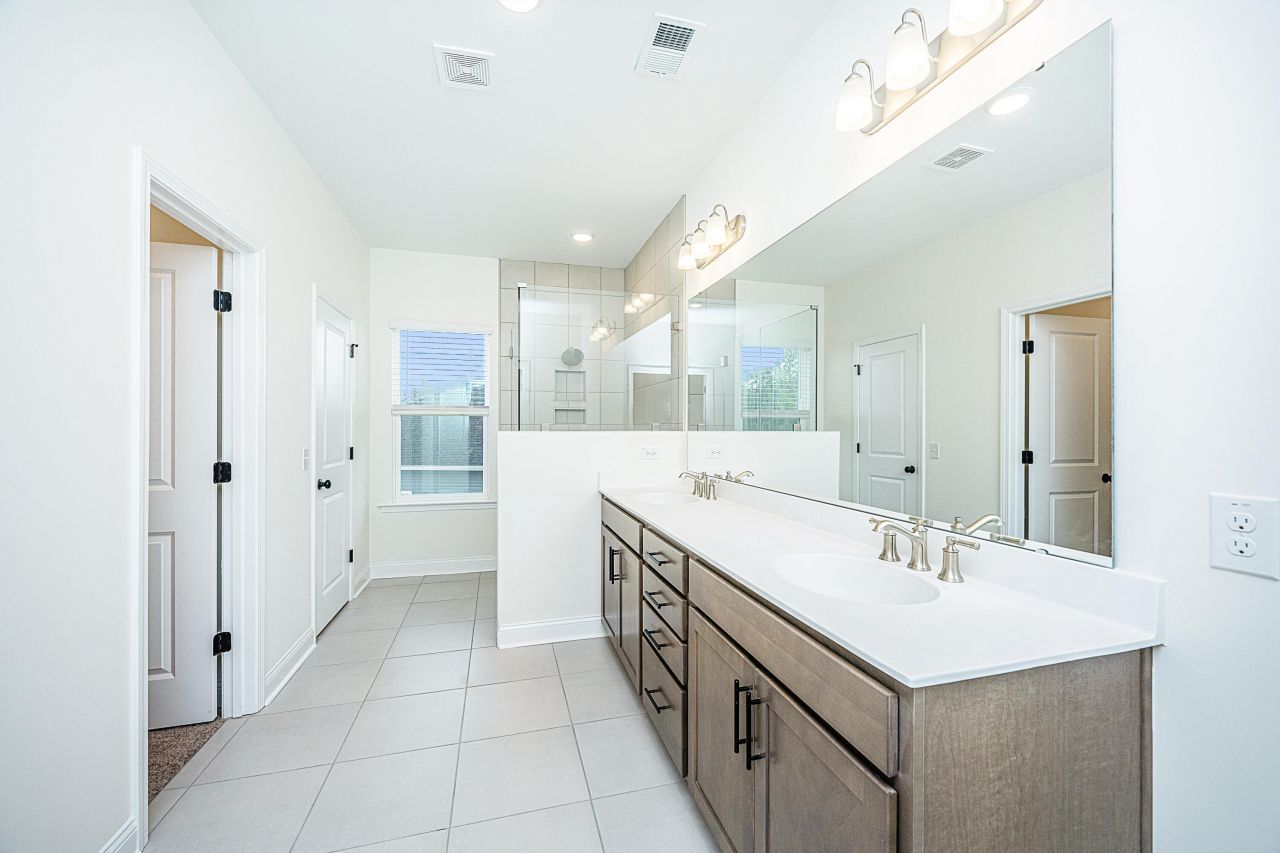 127 Augusta Pass Drive Photo 8