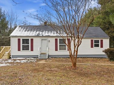 503 prospect Road, Hurt, VA 24563