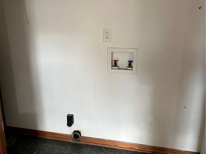 2216 Hilliard Drive, Midvale, OH 44653 Photo 13