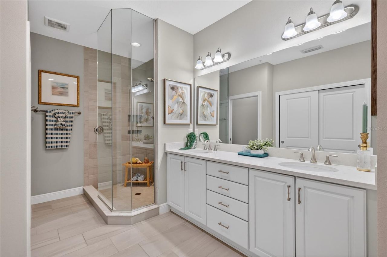 7538 Divot Loop, Unit 2D, Lakewood Ranch, FL 34202 Photo