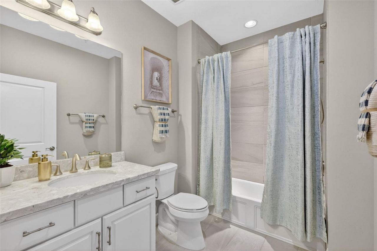 7538 Divot Loop, Unit 2D, Lakewood Ranch, FL 34202 Photo