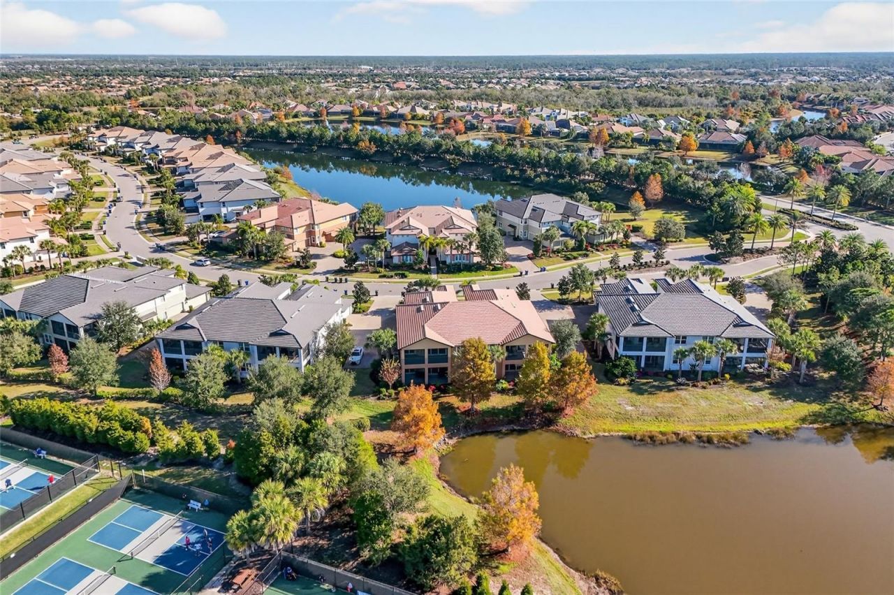 7538 Divot Loop, Unit 2D, Lakewood Ranch, FL 34202 Photo