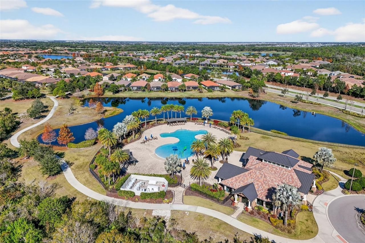 7538 Divot Loop, Unit 2D, Lakewood Ranch, FL 34202 Photo