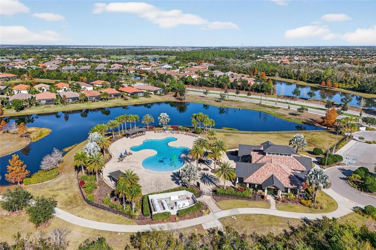 7538 Divot Loop, Unit 2D, Lakewood Ranch, FL 34202 Photo