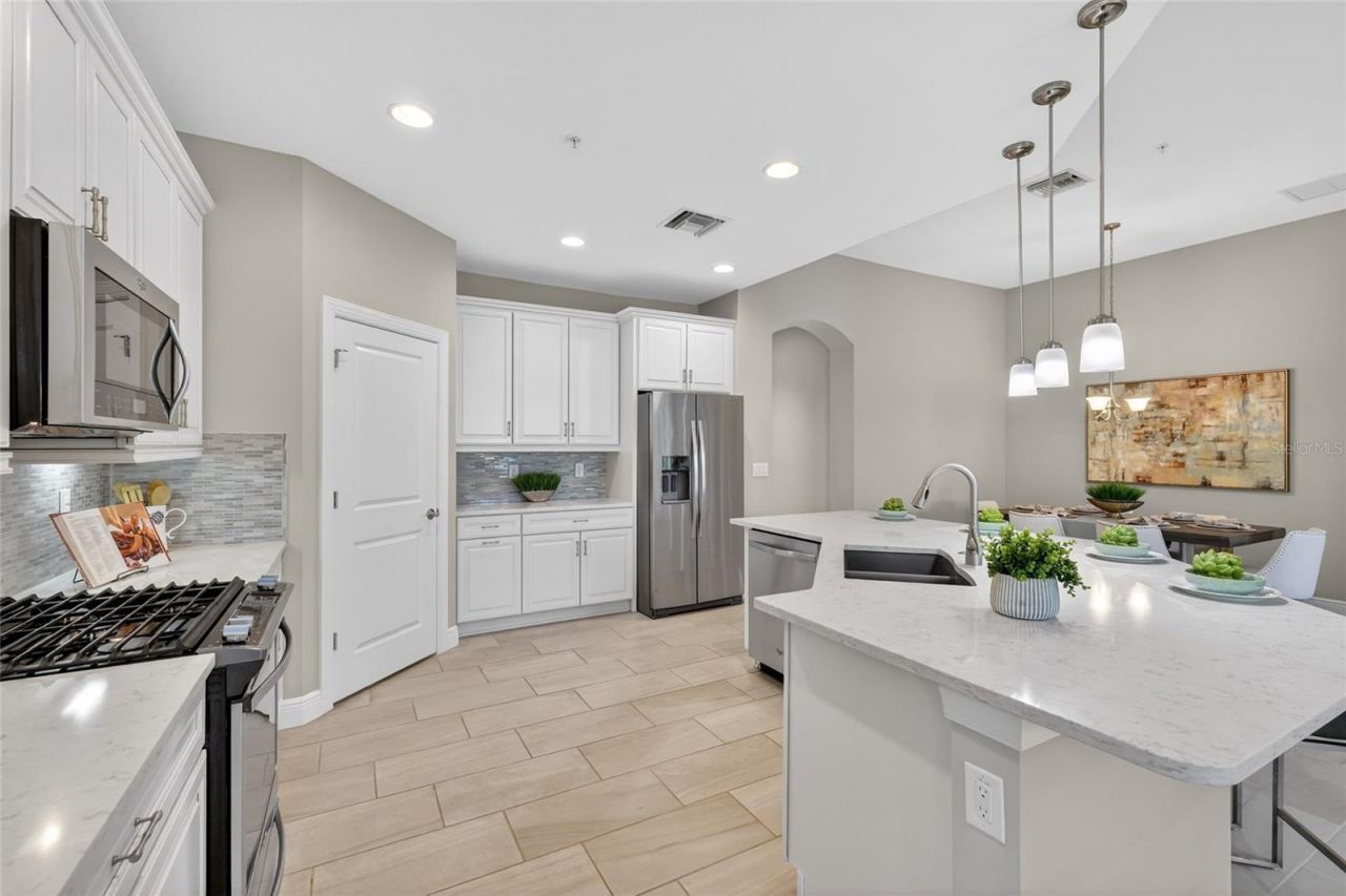 7538 Divot Loop, Unit 2D, Lakewood Ranch, FL 34202 Photo