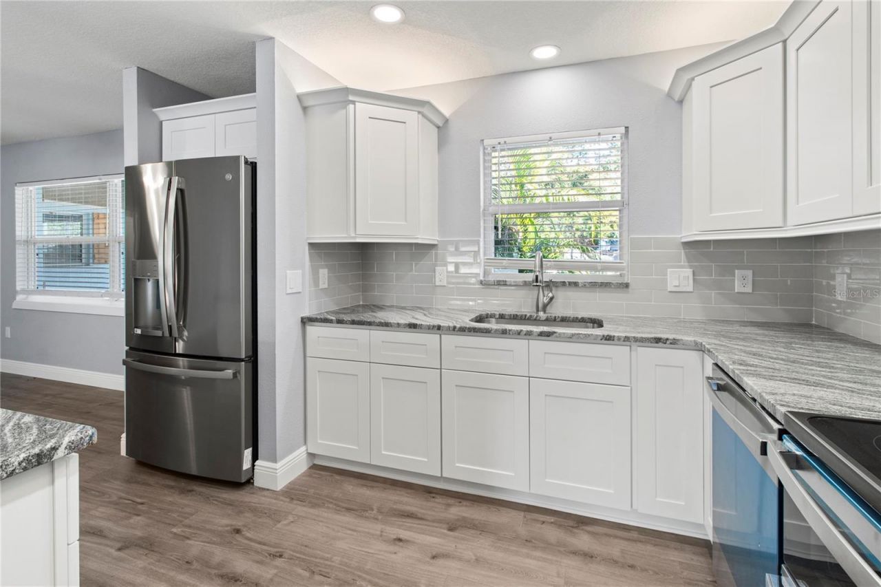 2401 10th Street W, Palmetto, FL 34221 Photo