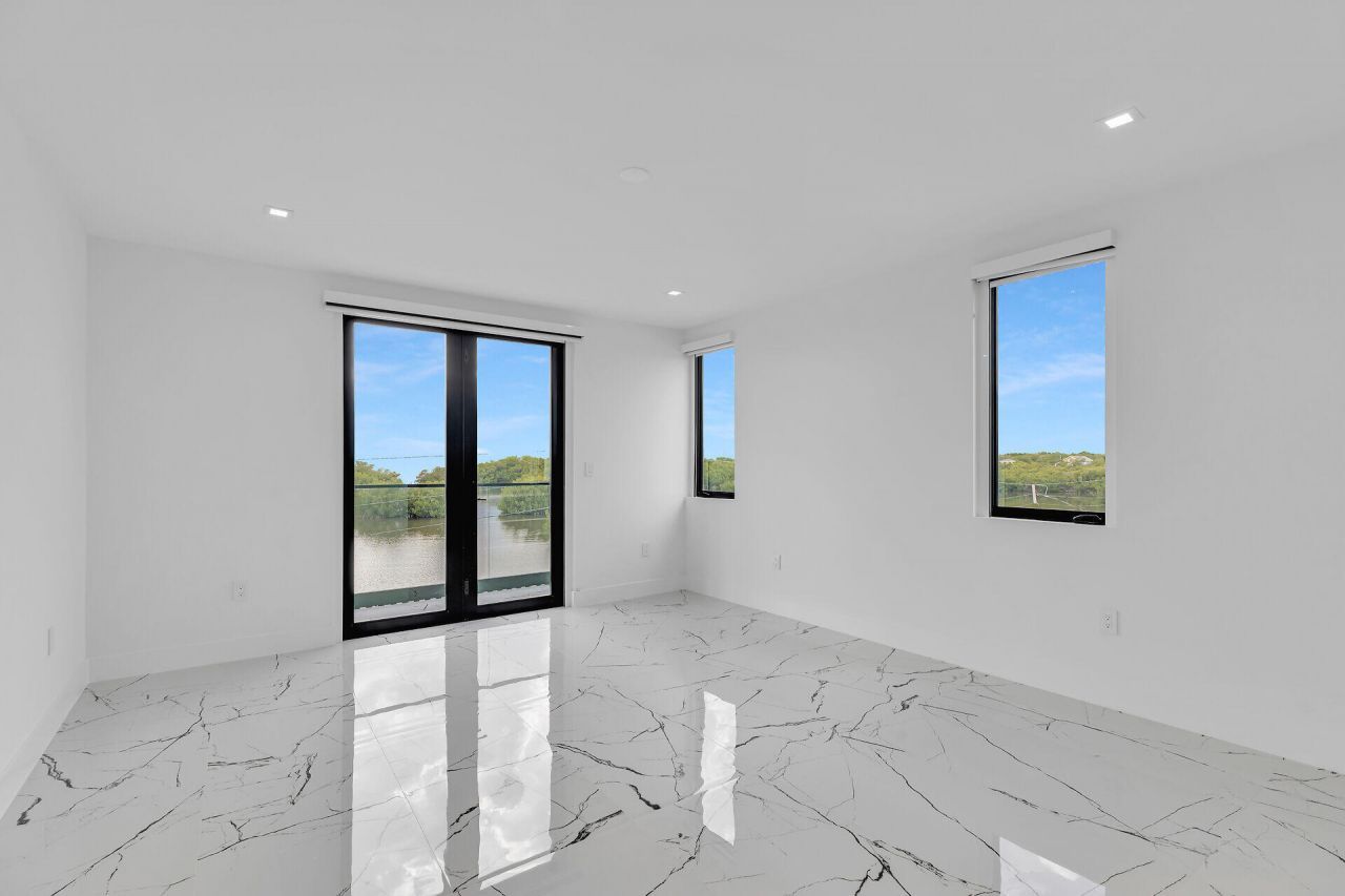 141 Grassy Road, Key Largo, FL 33037 Photo