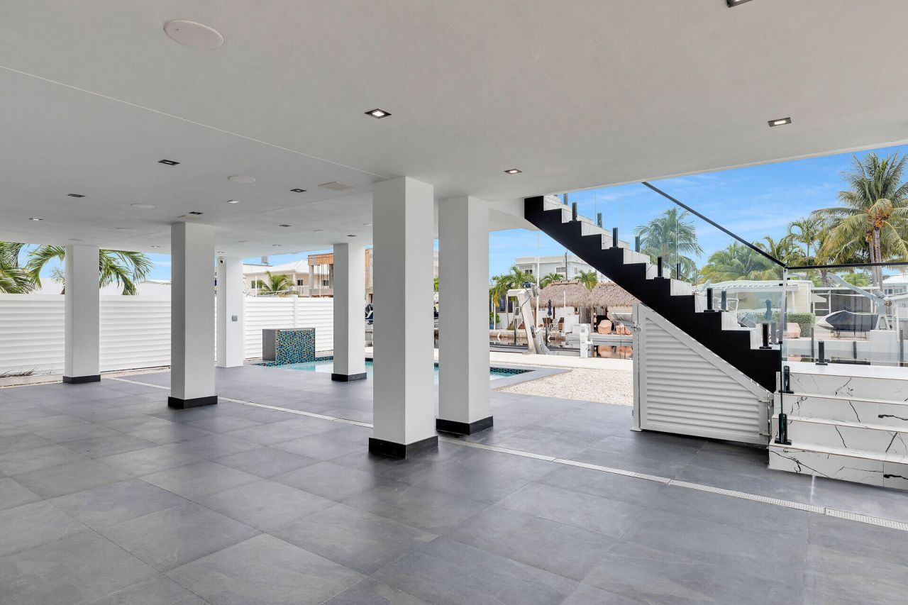 141 Grassy Road, Key Largo, FL 33037 Photo