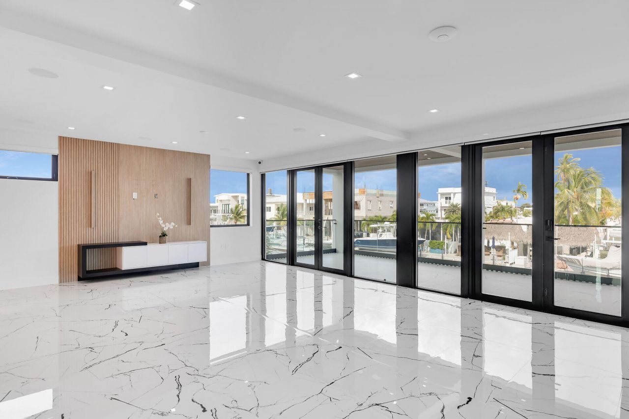 141 Grassy Road, Key Largo, FL 33037 Photo